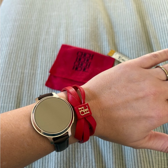 Carolina Herrera Red Leather bracelet cuff - Picture 4 of 6